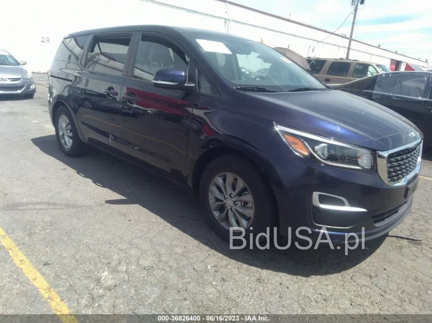 KIA KIA SEDONA LX