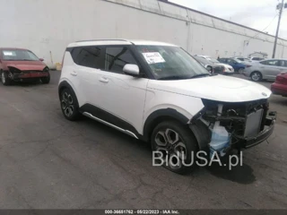 KIA KIA SOUL X-LINE
