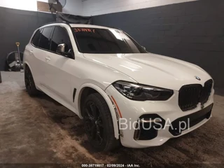 BMW X5 M50I