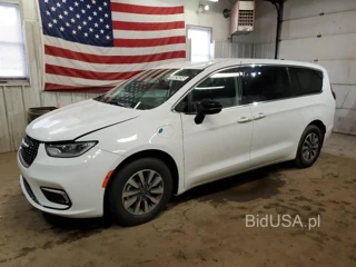 CHRYSLER PACIFICA H HYBRID SELECT