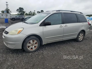 TOYOTA SIENNA CE CE