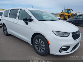 CHRYSLER CHRYSLER PACIFICA HYBRID SELECT