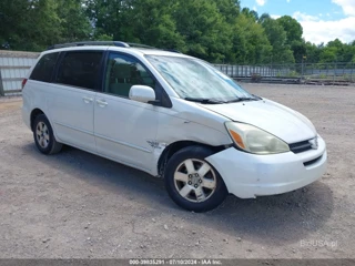 TOYOTA TOYOTA SIENNA XLE