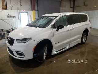 CHRYSLER PACIFICA T TOURING L