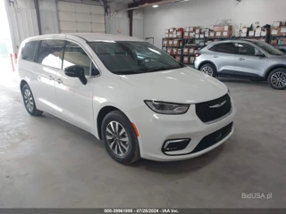 CHRYSLER CHRYSLER PACIFICA HYBRID SELECT