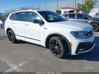 VOLKSWAGEN VOLKSWAGEN TIGUAN 2.0T SE/2.0T SE R-LINE BLACK/2.0T SEL