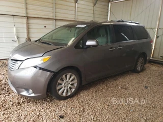 TOYOTA SIENNA XLE XLE