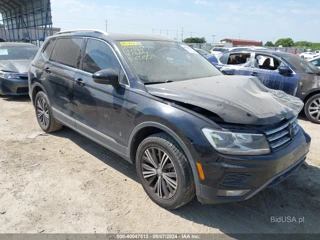 VOLKSWAGEN VOLKSWAGEN TIGUAN SE/SEL/SEL R-LINE JET-BLA