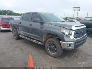 TOYOTA TOYOTA TUNDRA SR5 5.7L V8