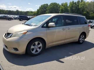 TOYOTA SIENNA LE LE