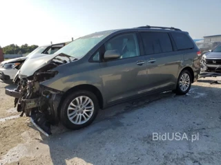 TOYOTA SIENNA XLE XLE