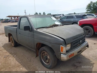 NISSAN NISSAN TRUCK SHORT WHEELBASE