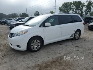 TOYOTA SIENNA XLE XLE