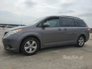 TOYOTA SIENNA LE LE