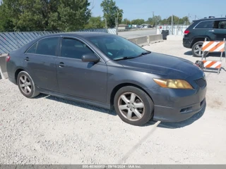 TOYOTA TOYOTA CAMRY SE