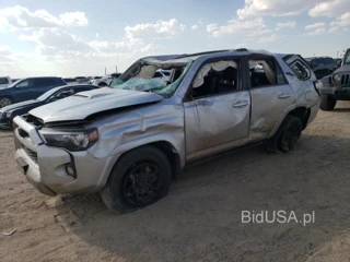 TOYOTA 4RUNNER SR SR5