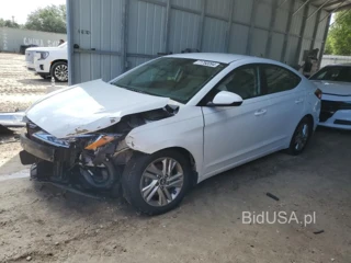 HYUNDAI ELANTRA SE SEL