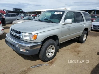 TOYOTA 4RUNNER SR SR5