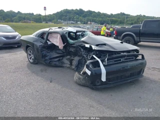 DODGE DODGE CHALLENGER SXT