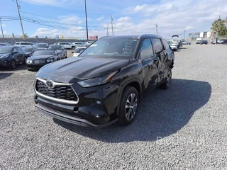 TOYOTA HIGHLANDER XLE