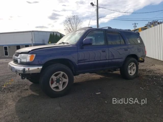 TOYOTA 4RUNNER SR SR5