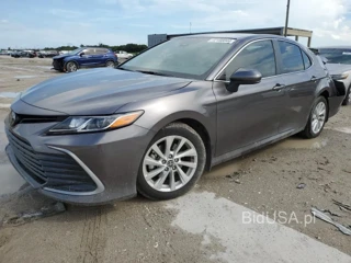 TOYOTA CAMRY LE LE