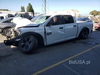 RAM 1500 CLASS SLT