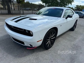 DODGE CHALLENGER SXT