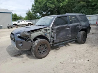 TOYOTA 4RUNNER SR SR5/SR5 PREMIUM