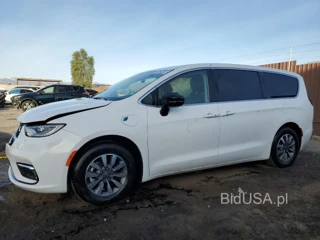 CHRYSLER PACIFICA H HYBRID SELECT