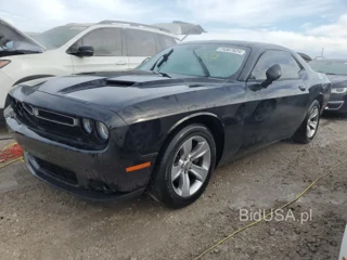 DODGE CHALLENGER SXT