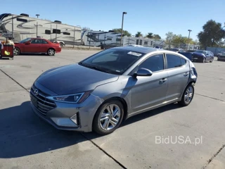 HYUNDAI ELANTRA SE SEL