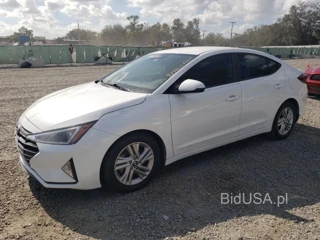 HYUNDAI ELANTRA SE SEL