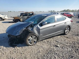 HYUNDAI ELANTRA SE SEL