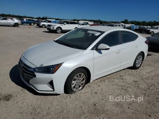 HYUNDAI ELANTRA SE SE