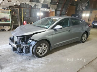 HYUNDAI ELANTRA SE SEL