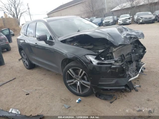 VOLVO VOLVO XC60 T5 MOMENTUM