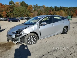 TOYOTA PRIUS LE LE