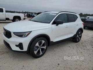 VOLVO XC40 PLUS PLUS