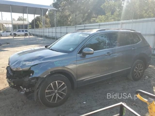 VOLKSWAGEN TIGUAN SE SE