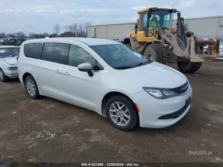 CHRYSLER CHRYSLER PACIFICA TOURING