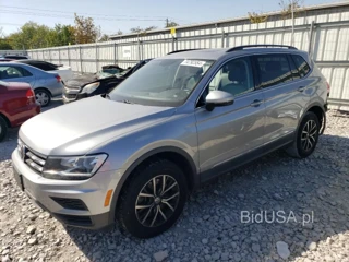 VOLKSWAGEN TIGUAN SE SE