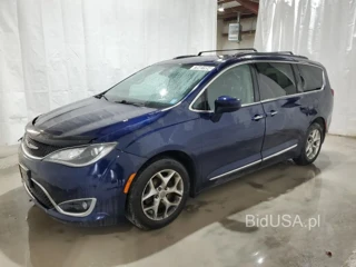 CHRYSLER PACIFICA T TOURING L