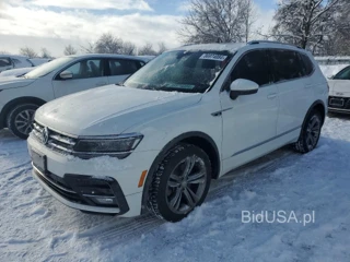 VOLKSWAGEN TIGUAN SEL SEL PREMIUM R-LINE