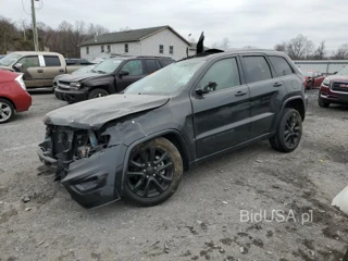 JEEP GRAND CHER LAREDO