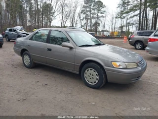 TOYOTA TOYOTA CAMRY CE