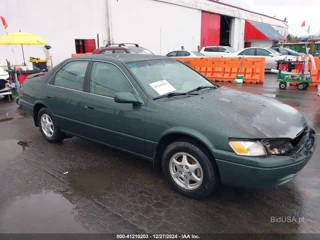 TOYOTA TOYOTA CAMRY LE