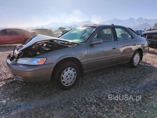 TOYOTA CAMRY CE CE