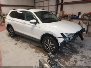 VOLKSWAGEN VOLKSWAGEN TIGUAN 2.0T SE/2.0T SE R-LINE BLACK/2.0T SEL