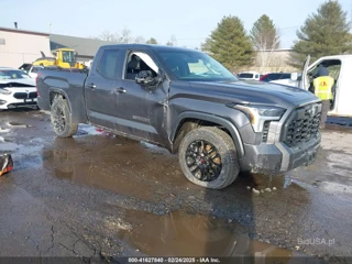 TOYOTA TOYOTA TUNDRA SR5